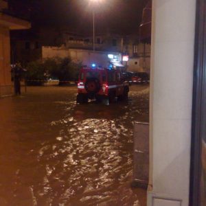 Via Madonna della Consolazione - Vigili del fuoco in azione - (1)